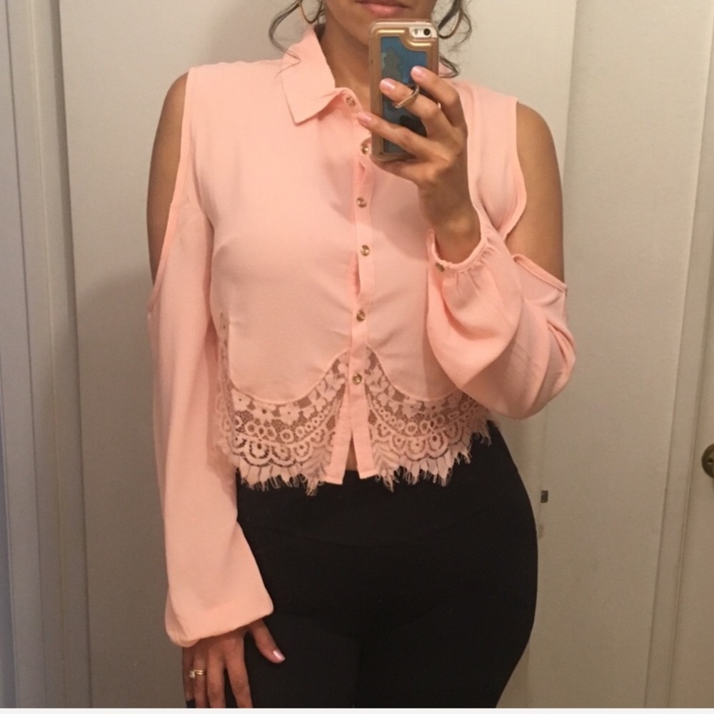 4/$20 Pink Lace Cold Shoulder Top